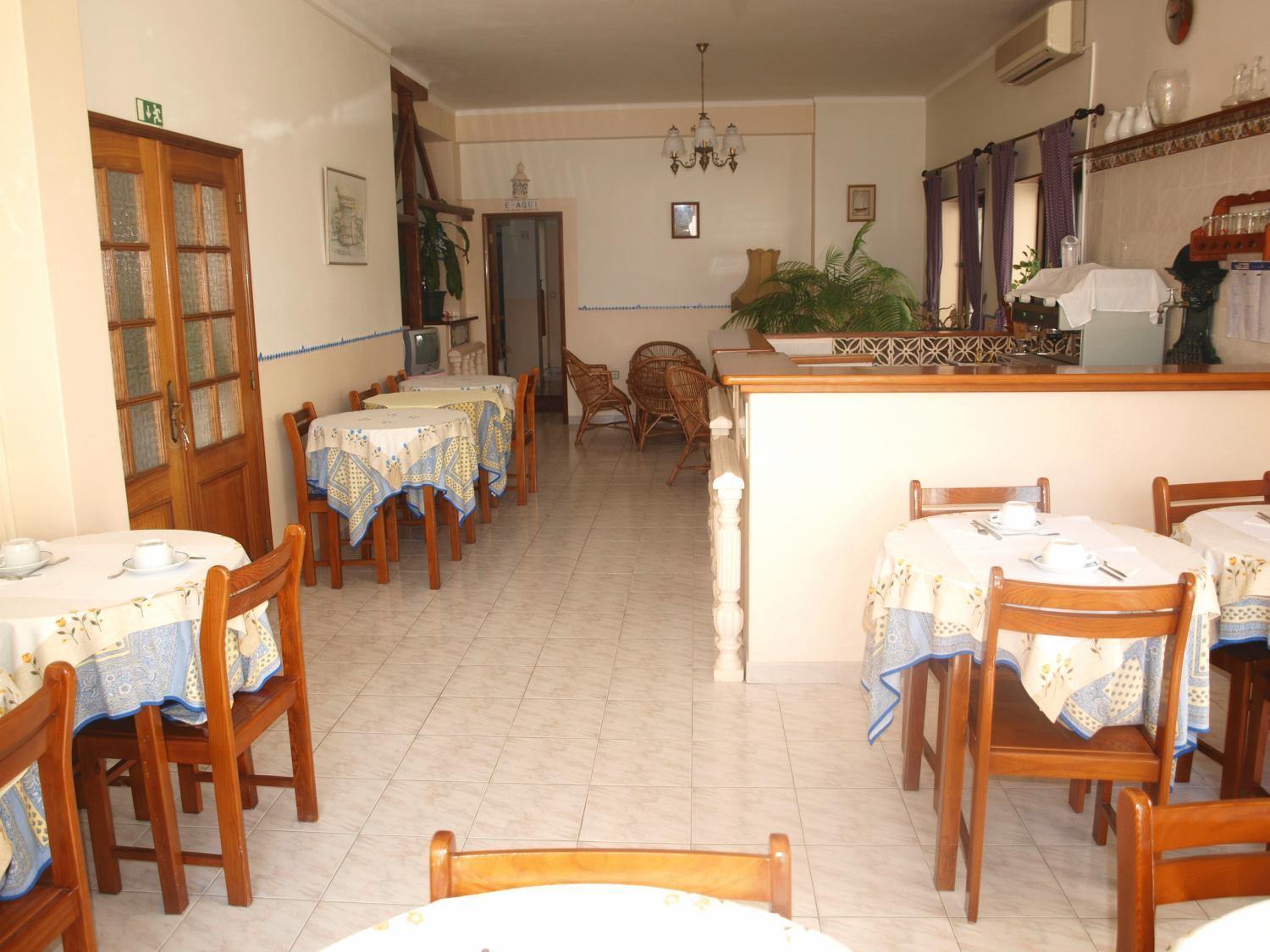 Готель Marazul Serra d'El-Rei Ресторан фото